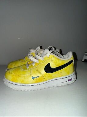 Kids Nike Force 1 Sneakers - Size 10